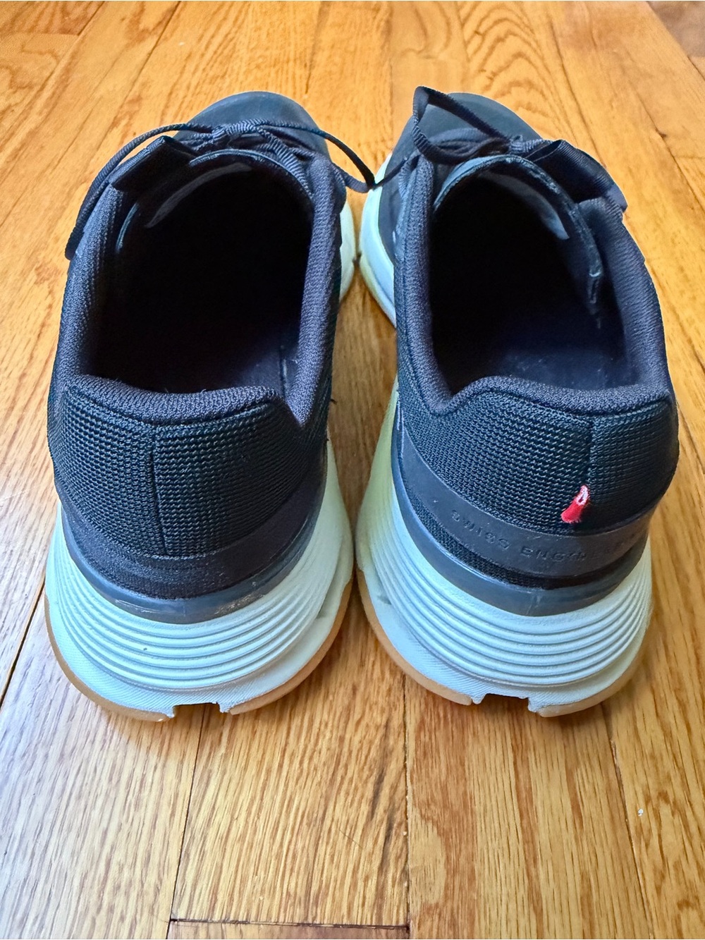 On Cloudnova 2 Women's Black & White Sneakers - Worn Once Size 10 Ivory - Picture 4 of 9